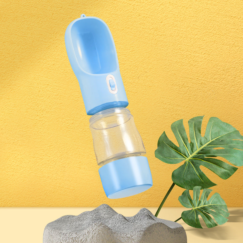 Treat & Agua Carrier – Pet Water Bottle with Snack Compartment